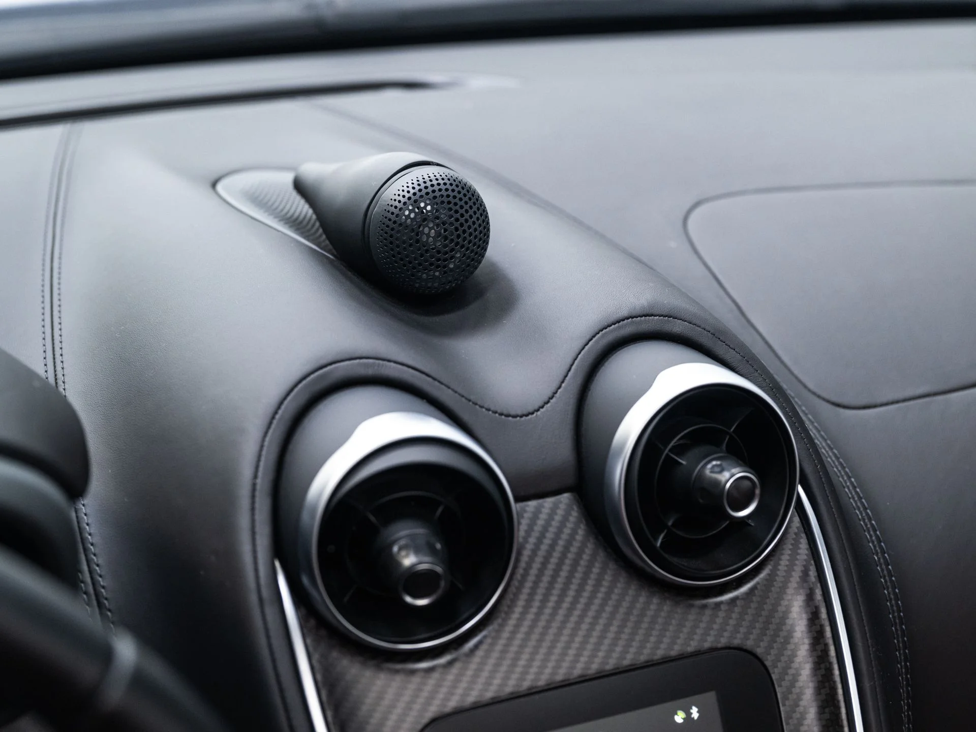 Used 2020 Burton Blue McLaren Spider image 34