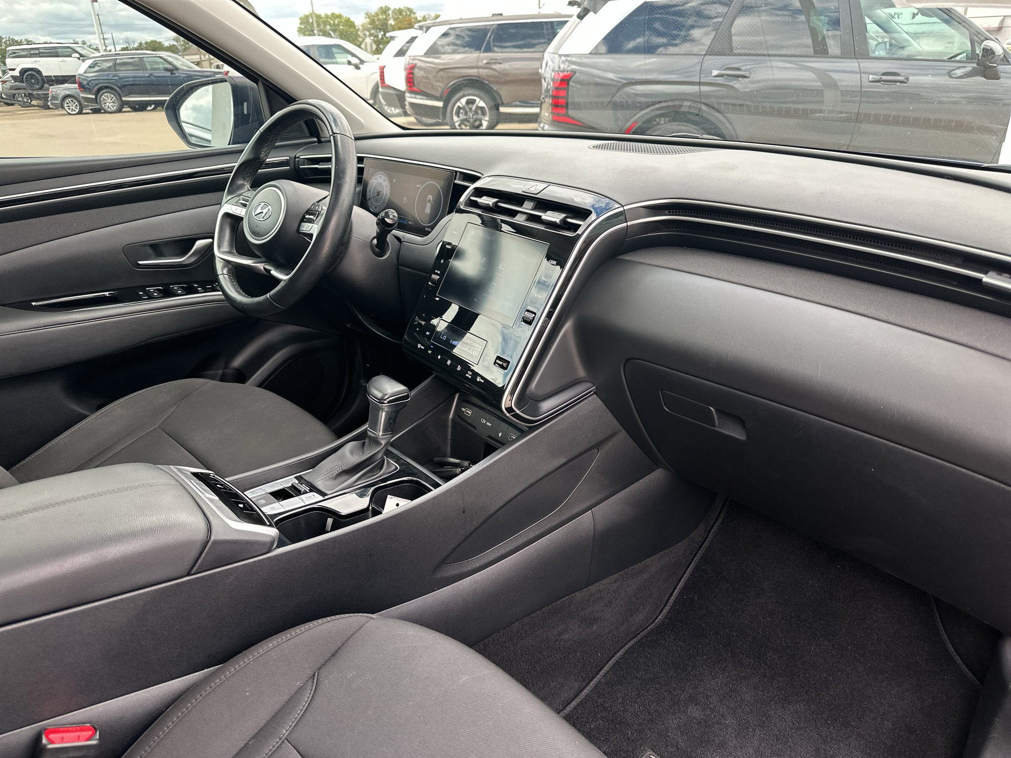 Used 2022 Intense Blue Hyundai SEL image 6