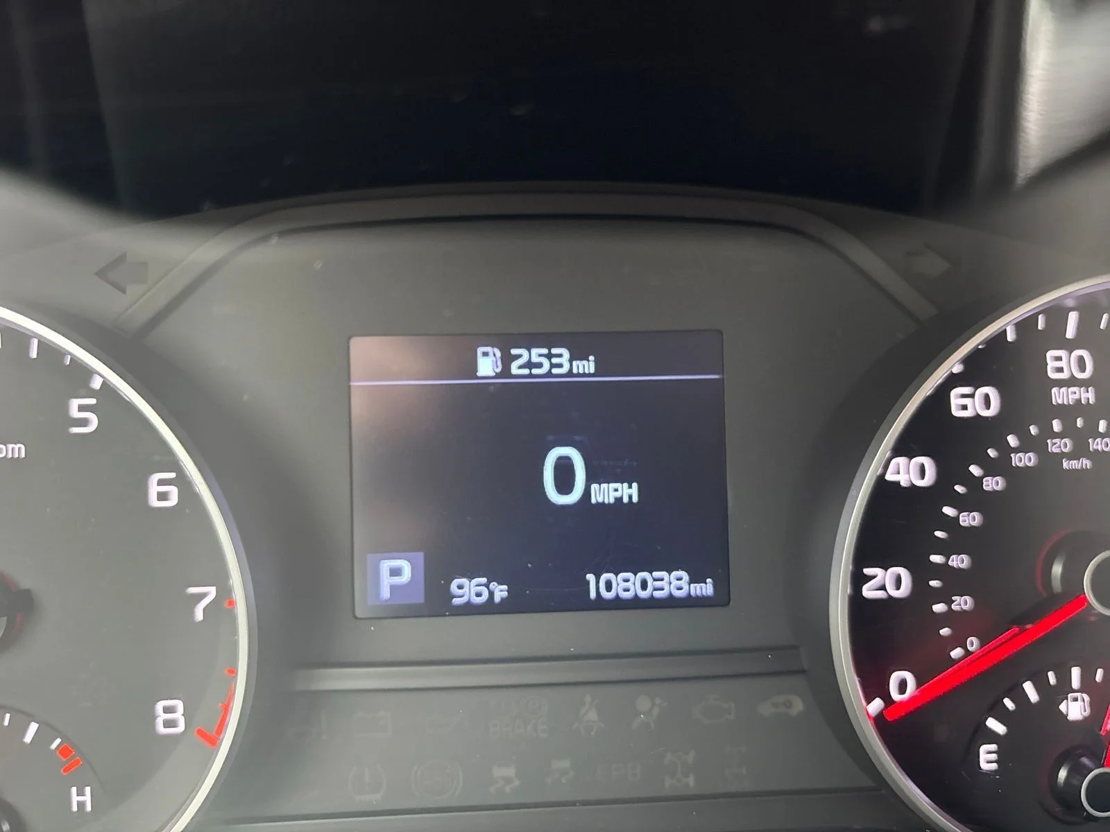 Used 2021 Clear White Kia LX image 22