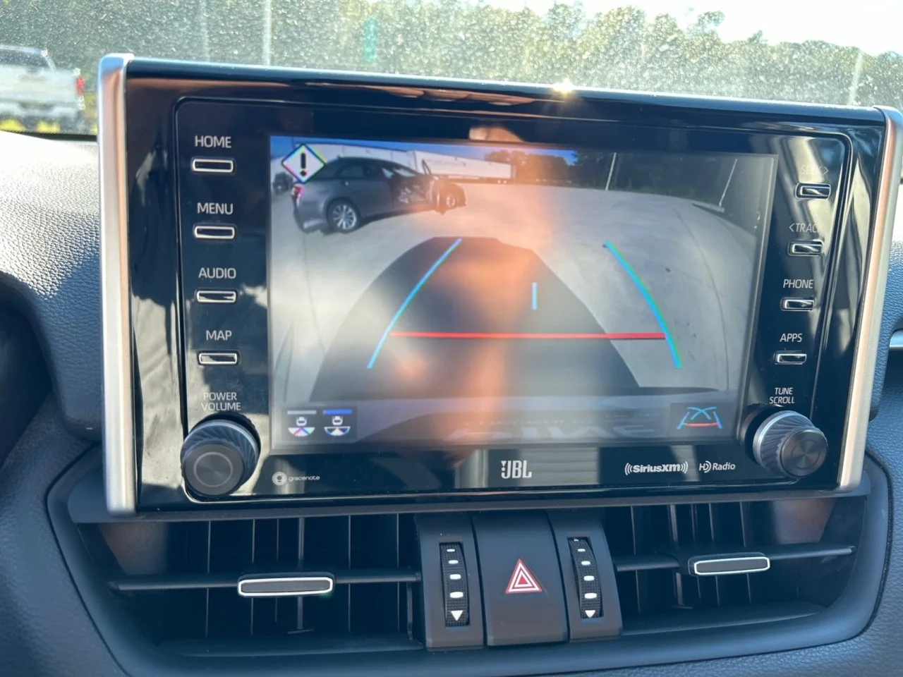 Used 2019 White Toyota Hybrid XSE image 12