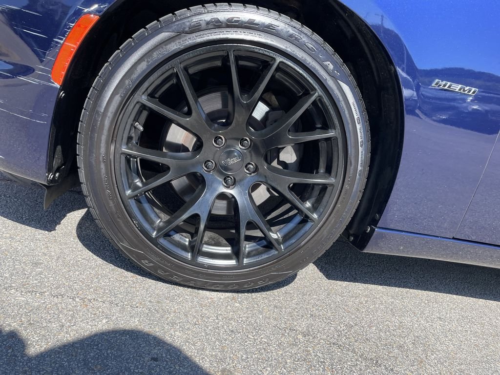 Certified Used 2016 Blue Dodge R/T image 9