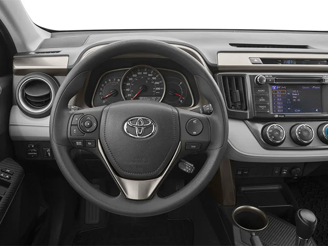 Used 2014 Black Toyota XLE image 7