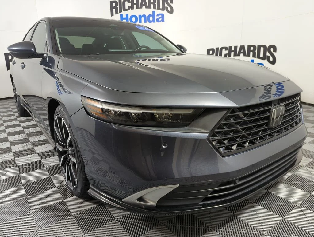 Certified Used 2024 Meteorite Gray Metallic Honda HYBRID TRG image 7