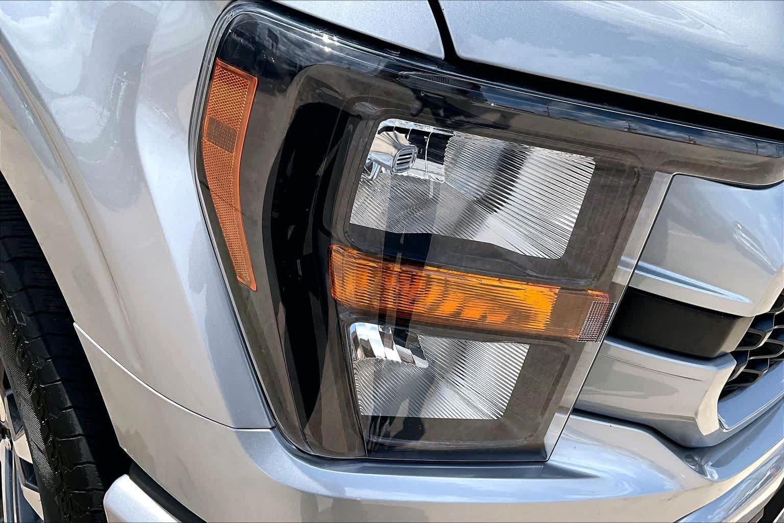Used 2023 Iconic Silver Ford XL image 28