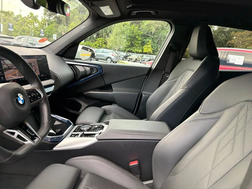 Used 2025 Alpine White BMW 30 xDrive image 20