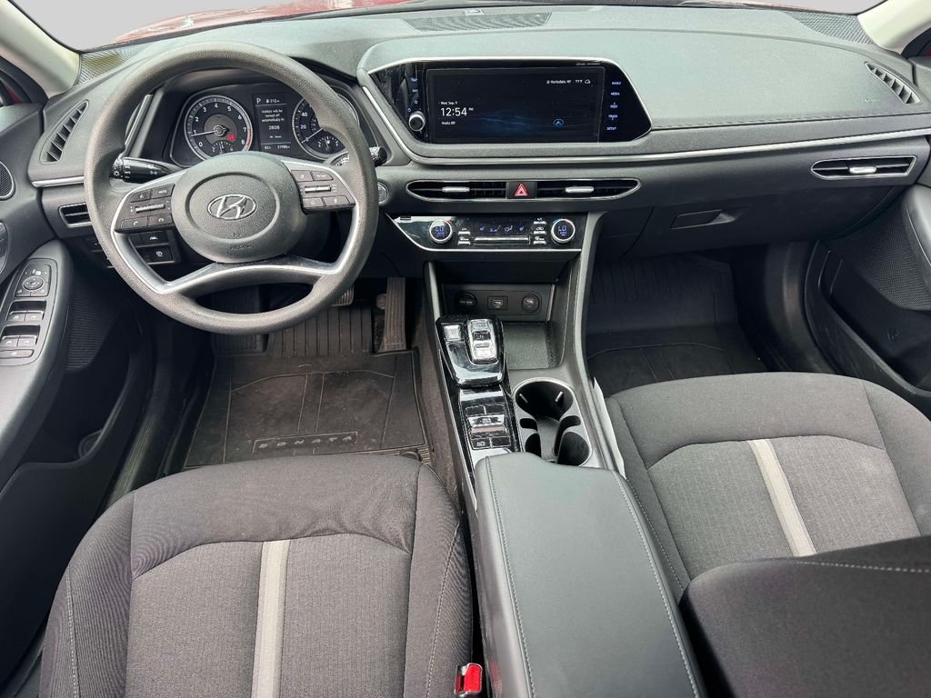 Used 2023 Red Hyundai SEL image 13
