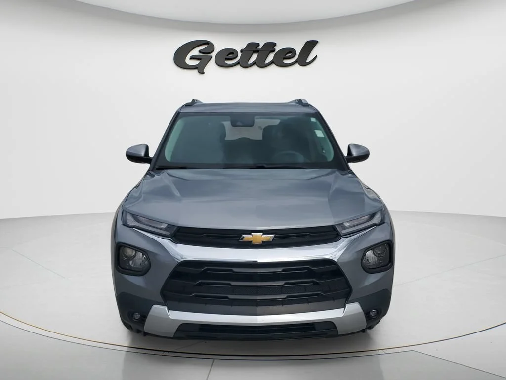 Used 2023 STERLING GRAY METALLIC Chevrolet LT image 8