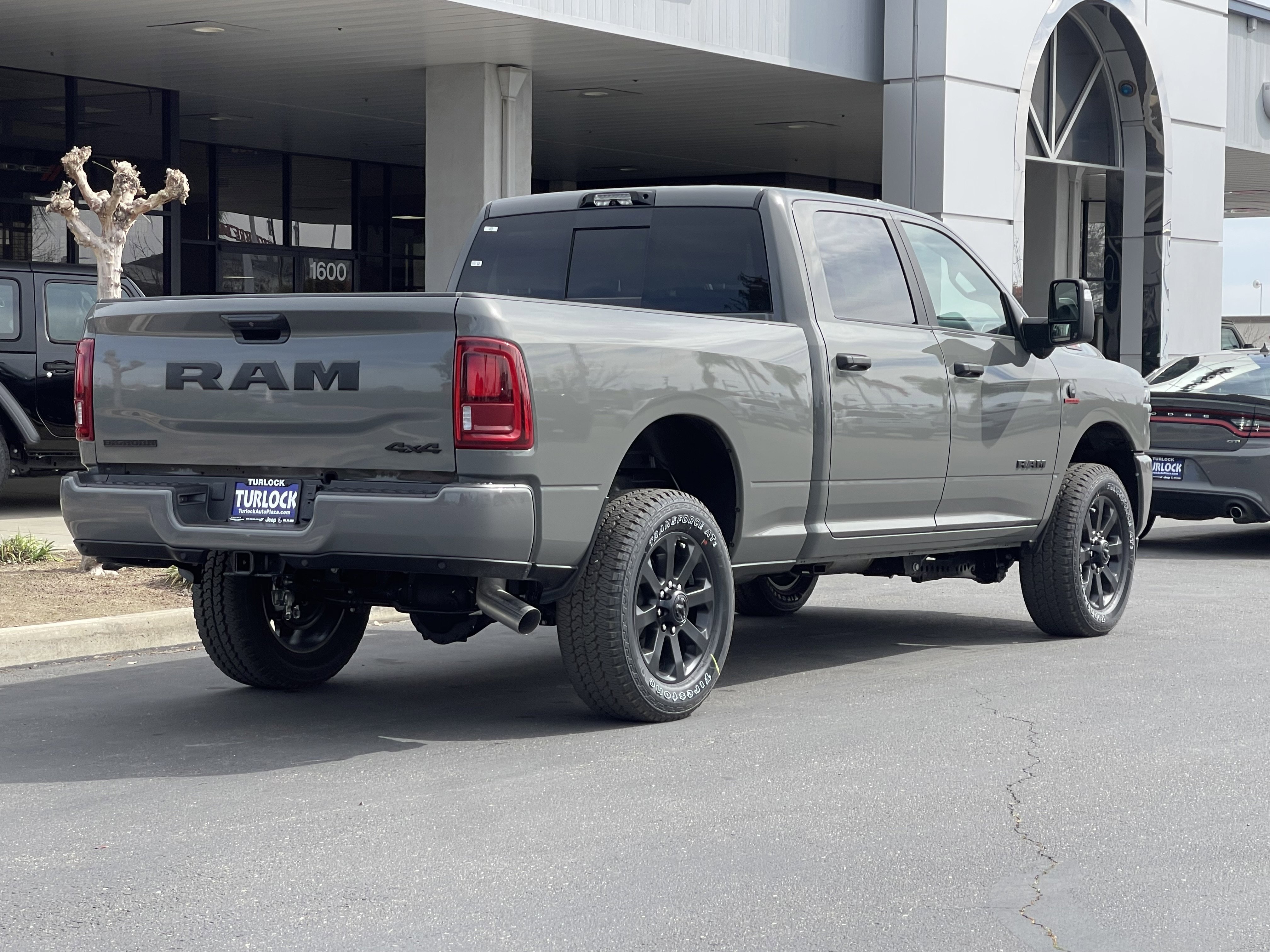 New 2026 Ceramic Gray Clear-Coat Exterior Paint RAM Big Horn image 7
