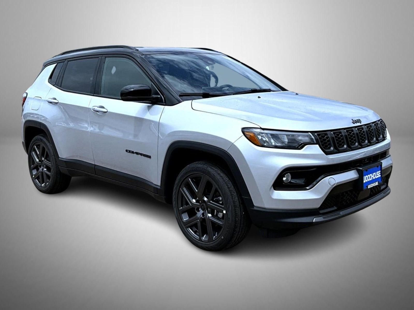 New 2026 Silver Zynith Metallic Clear-Coat Exterior Paint Jeep Limited image 3