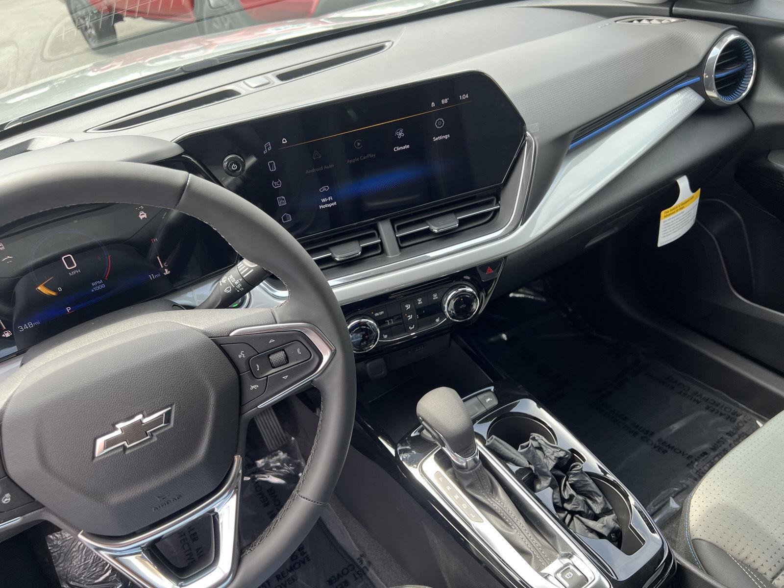 2026 Chevrolet Trax LT - Photo 21