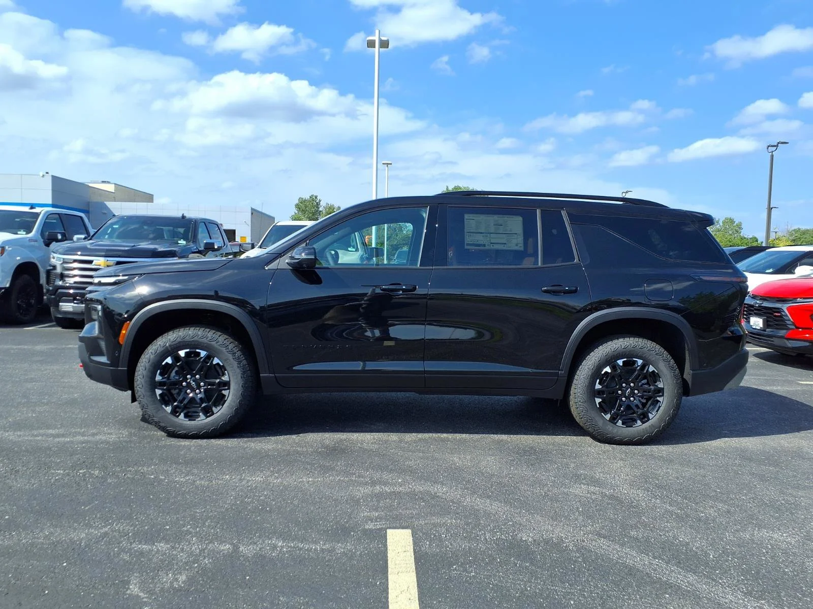 2027 Chevrolet Traverse Z71 - Photo 17