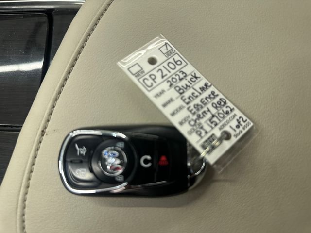 Used 2023 Red Buick Essence image 33