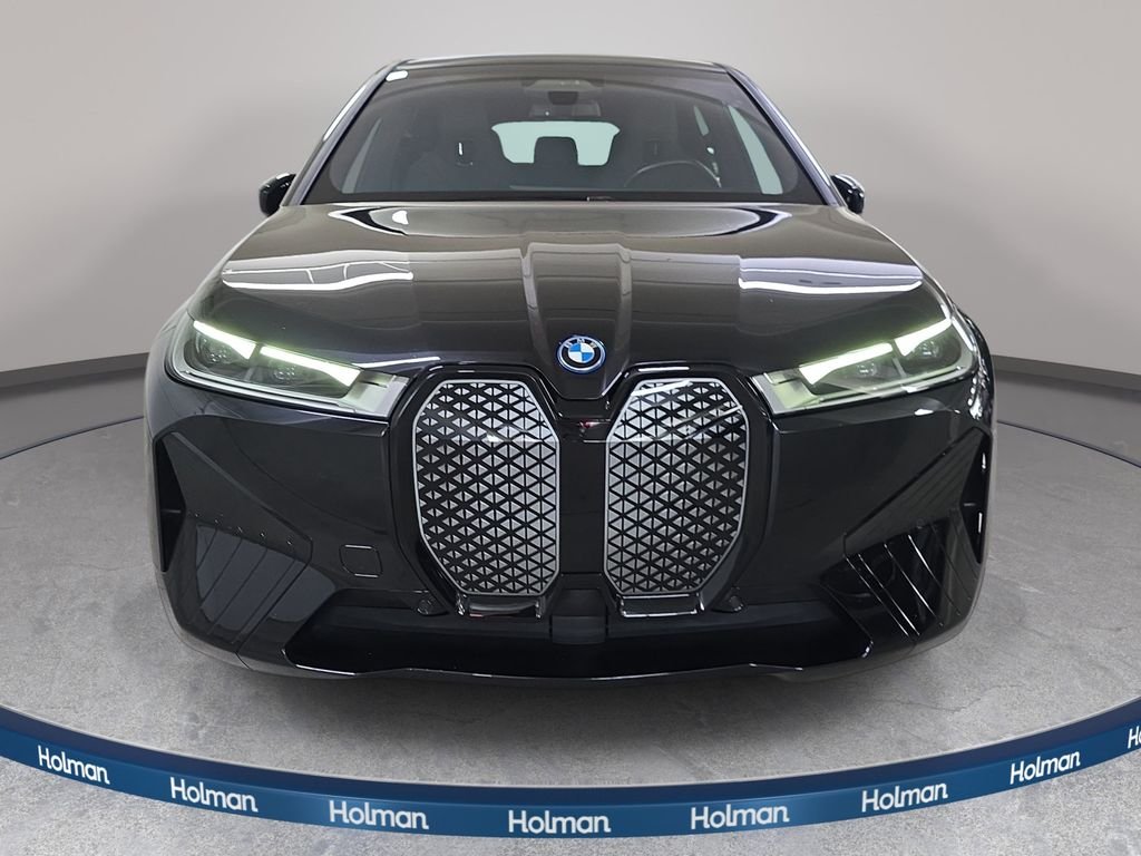 Certified Used 2024 Black Sapphire Metallic BMW xDrive50 image 3