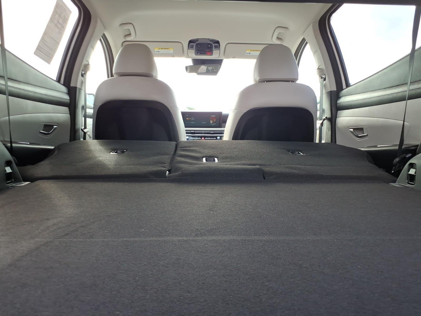 Used 2026 Creamy White Pearl Hyundai SEL Convenience image 24