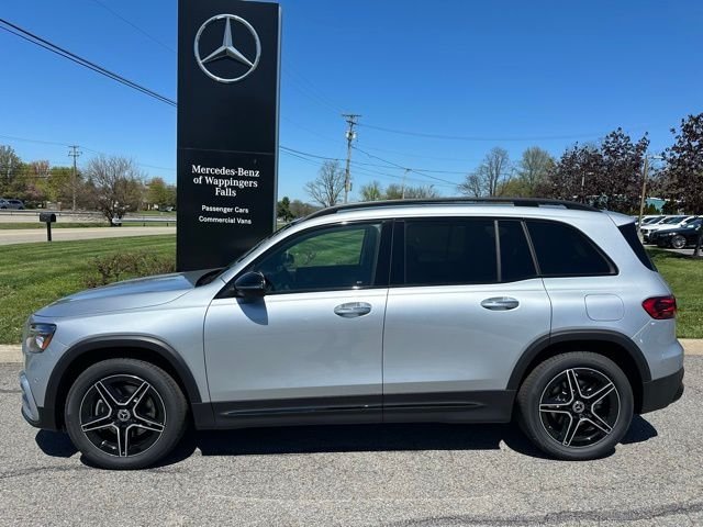 New 2026 Cirrus Silver Metallic Mercedes-Benz GLB 250 image 2