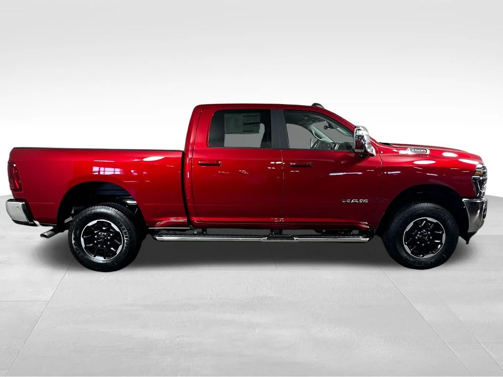 New 2026 Molten Red Pearl-Coat Exterior Paint RAM Laramie image 11