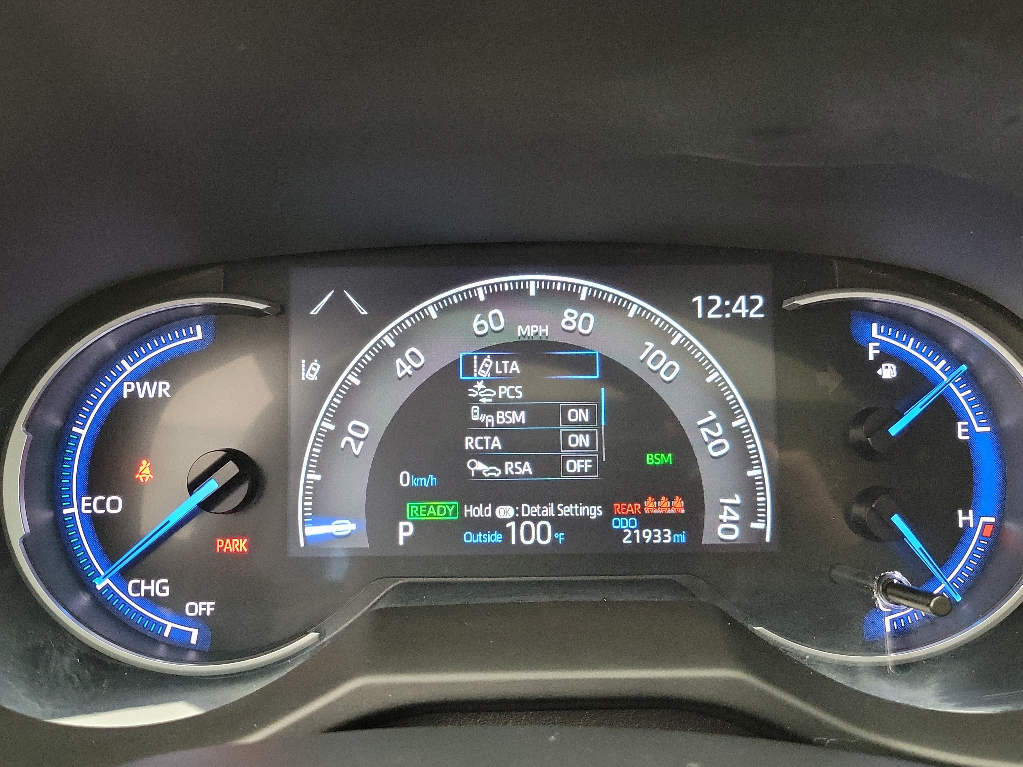 Used 2025 Ruby Flare Pearl Toyota XLE image 27