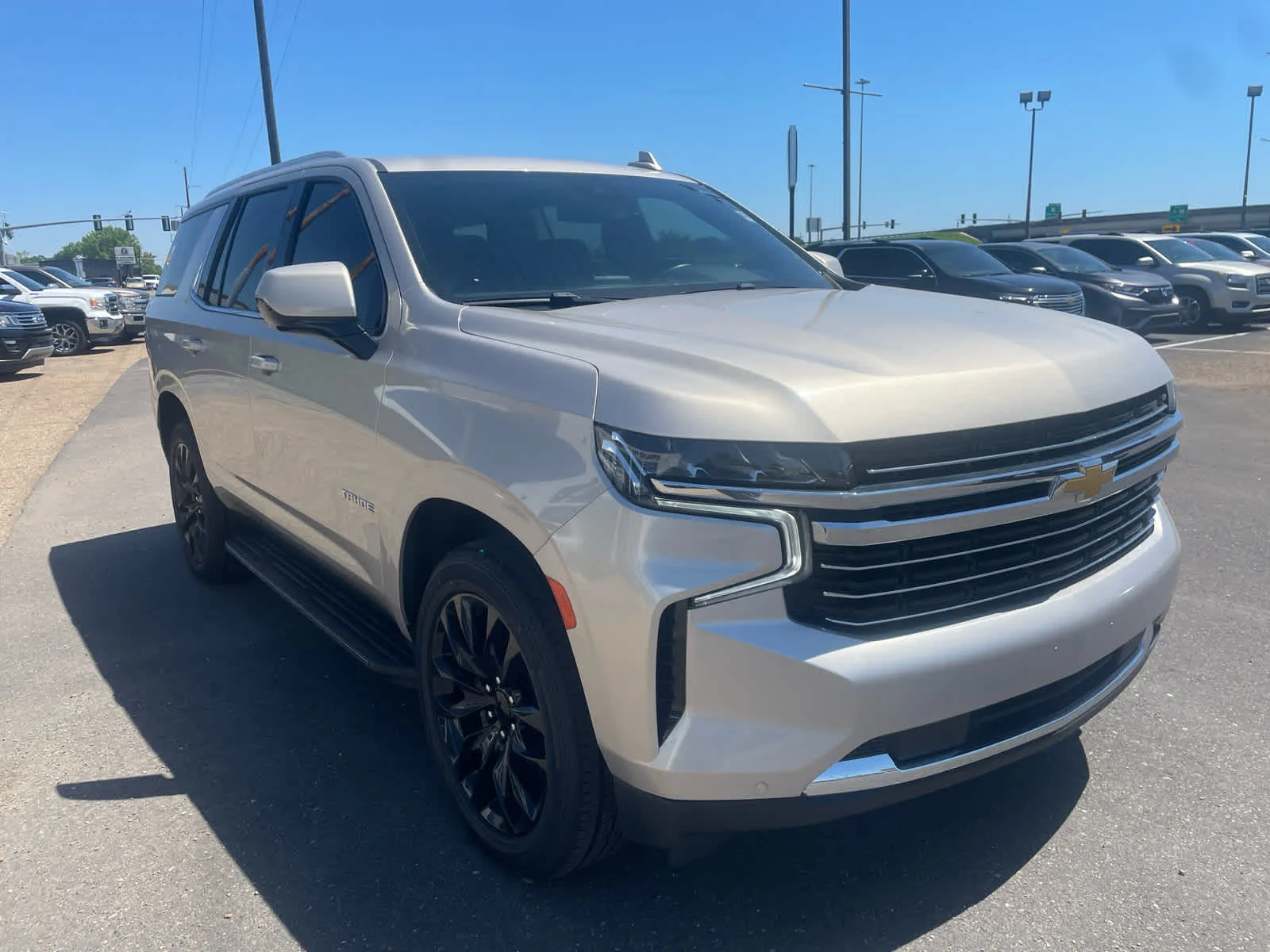 2024 Chevrolet Tahoe 4WD LT's photo
