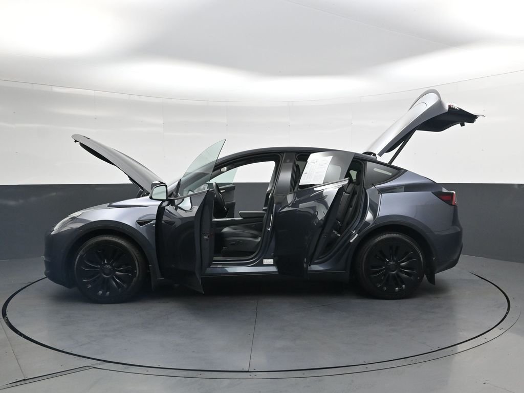 Used 2022  Tesla Long Range image 47
