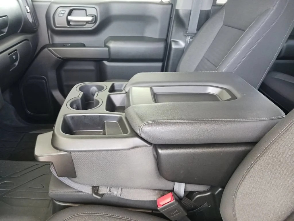 Used 2024 Summit White Chevrolet Custom image 11