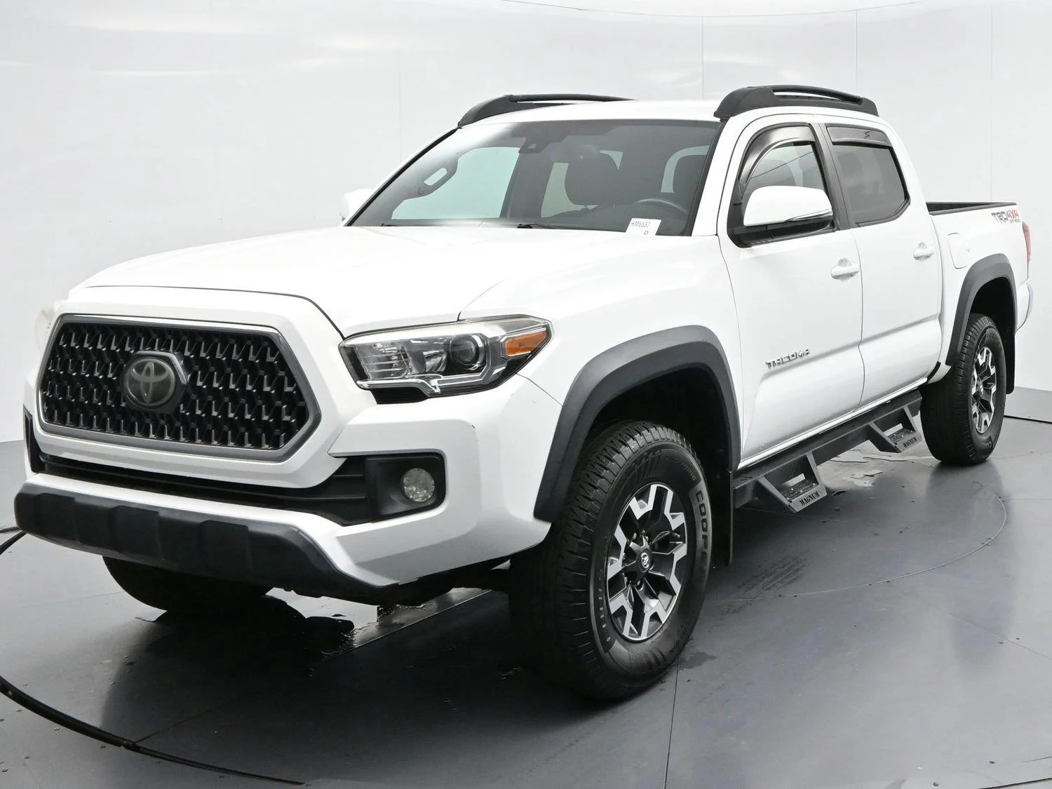 Used 2018 Super White Toyota TRD Off Road image 3