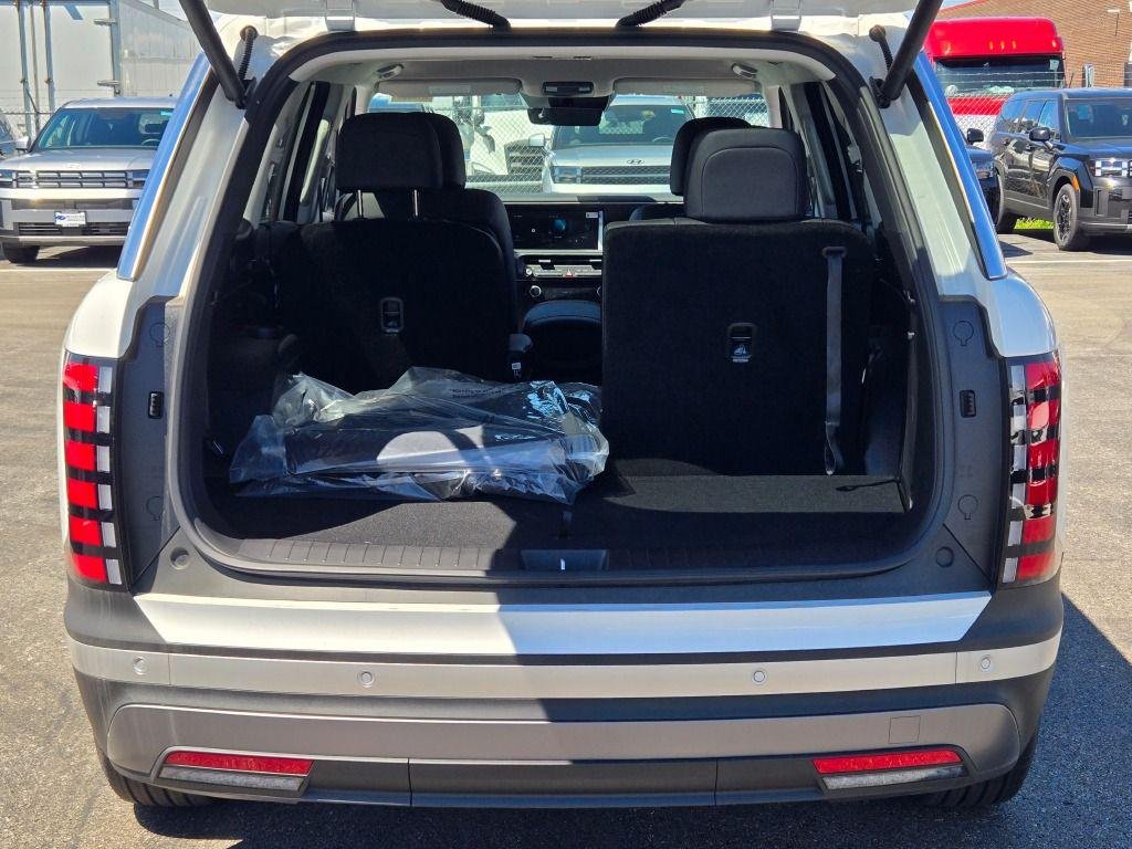 New 2026 White Pearl Hyundai SEL AWD image 14