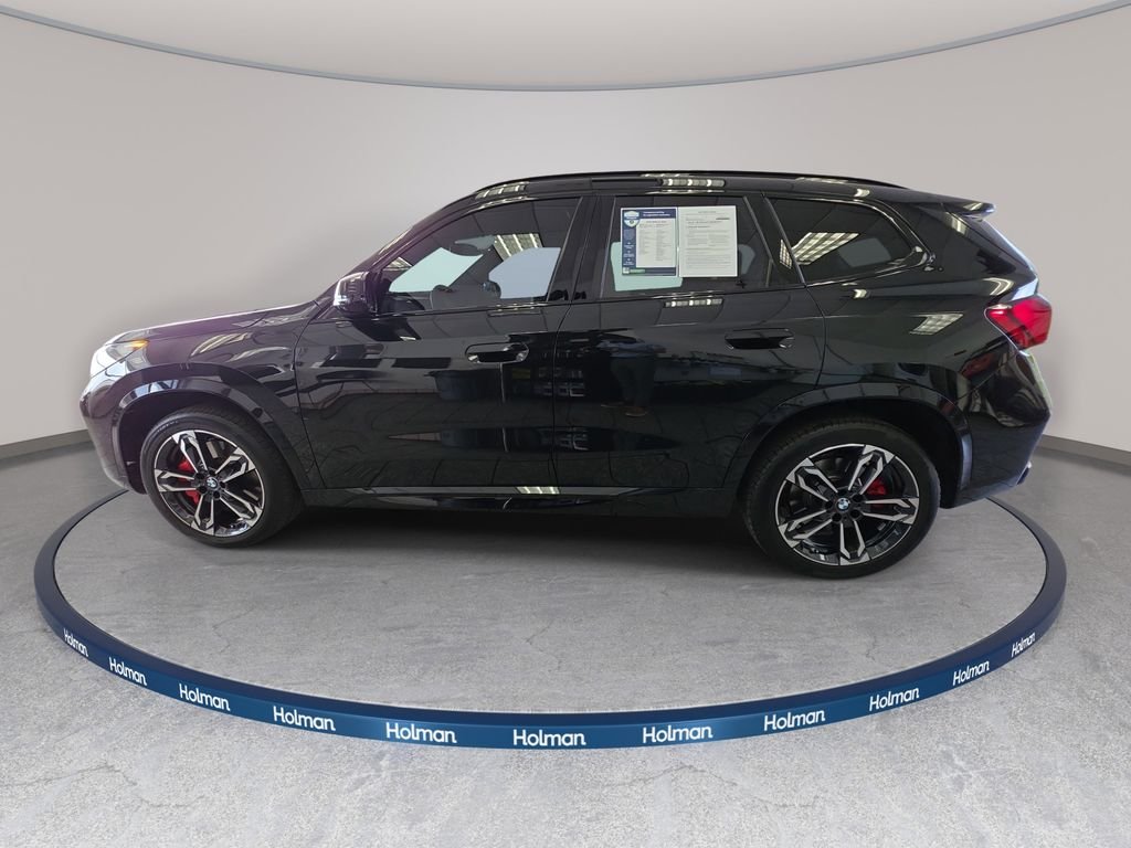 Used 2025 Black BMW M35i image 9