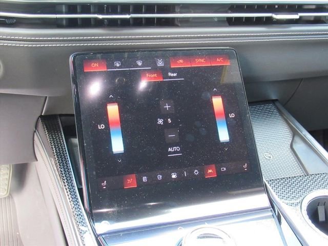 2026 Cadillac Escalade V-Series - Photo 28