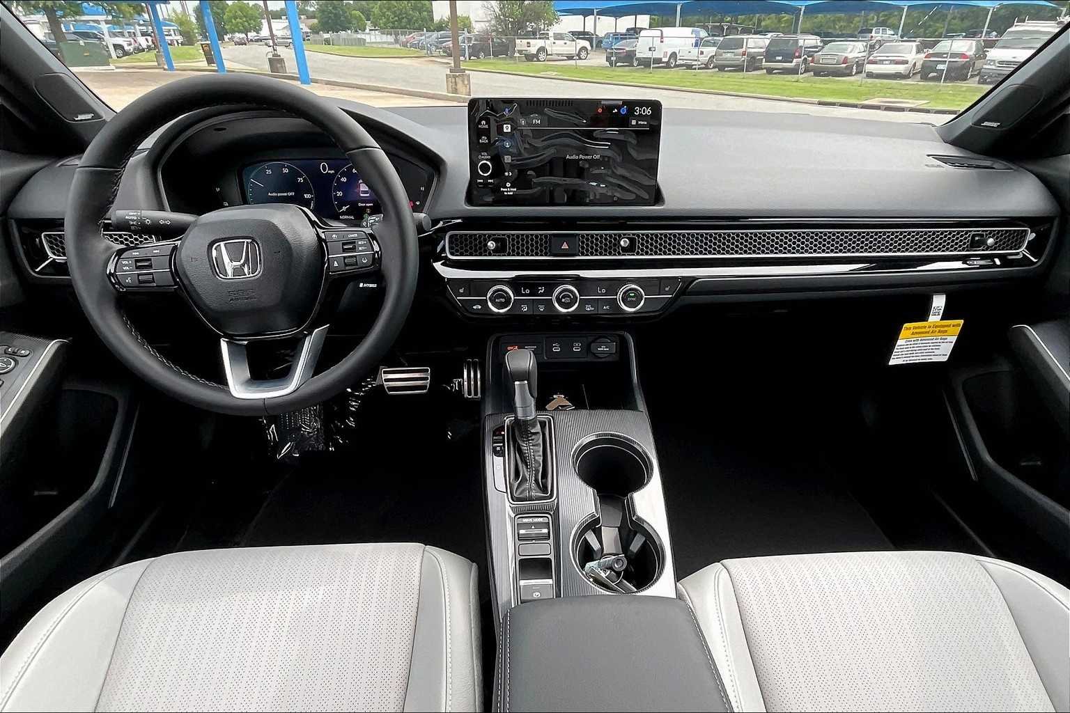 Used 2026 Platinum White Pearl Honda Sport Touring image 5