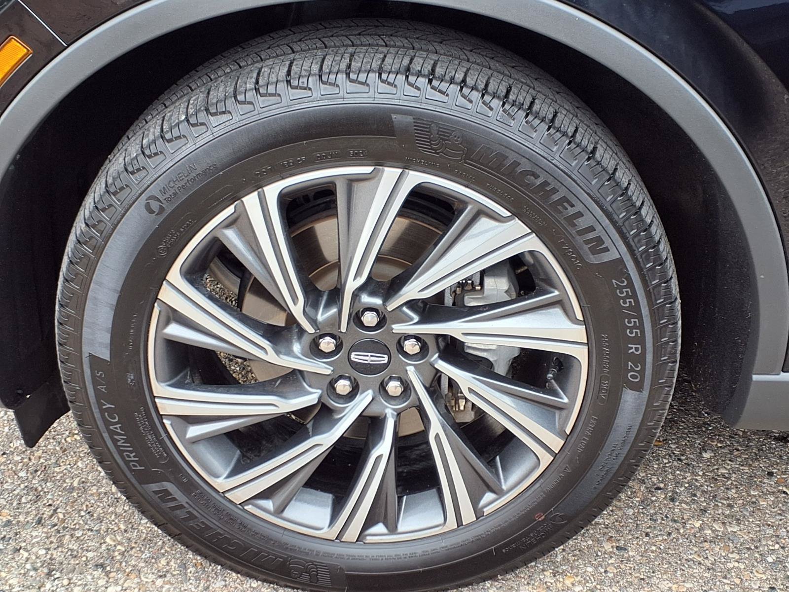Used 2025 Infinite Black Metallic Lincoln Premiere image 29