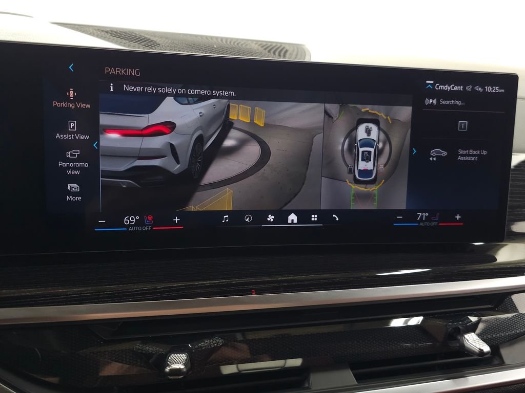 Used 2026 White BMW xDrive40i image 33