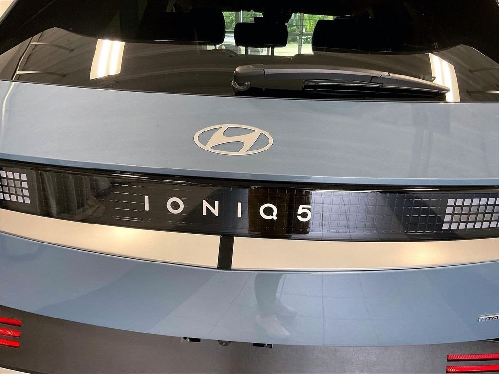 Used 2025 Blue Hyundai SEL image 28