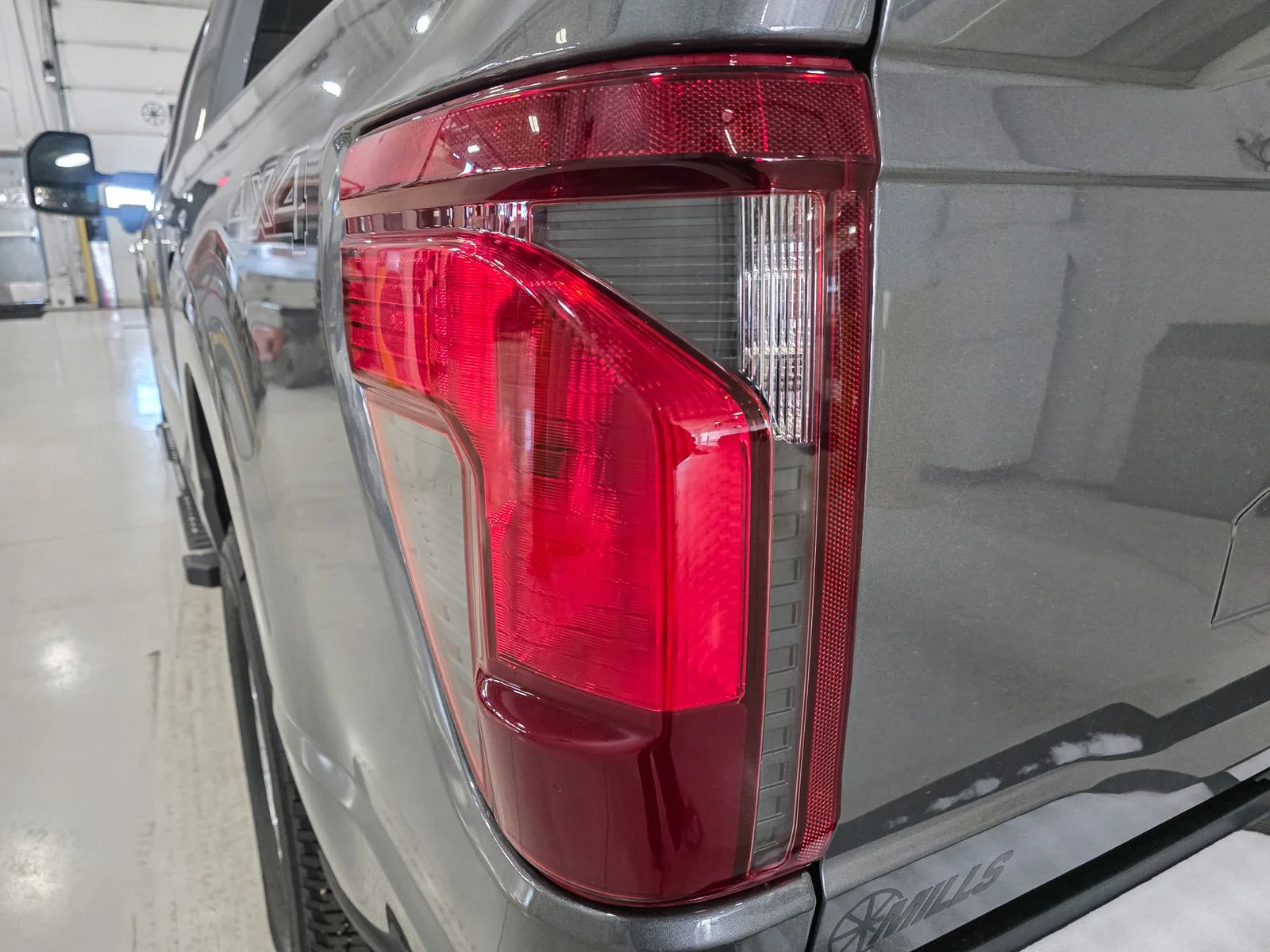 2025 Ford F-150 XLT - Photo 16