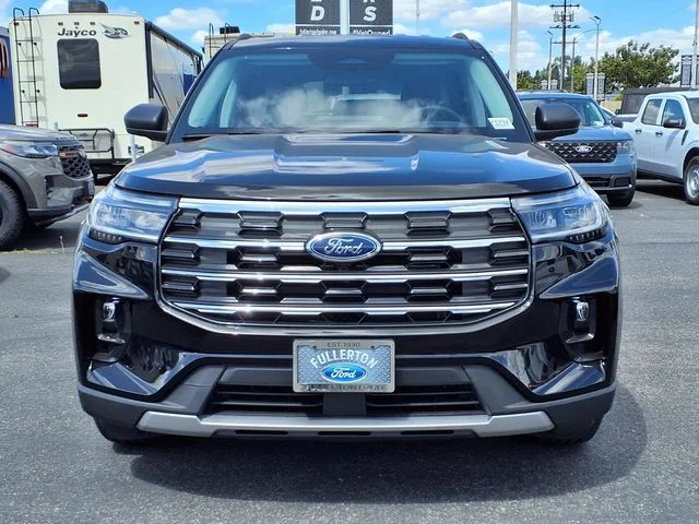 New 2026 Agate Black Metallic Ford Active image 2