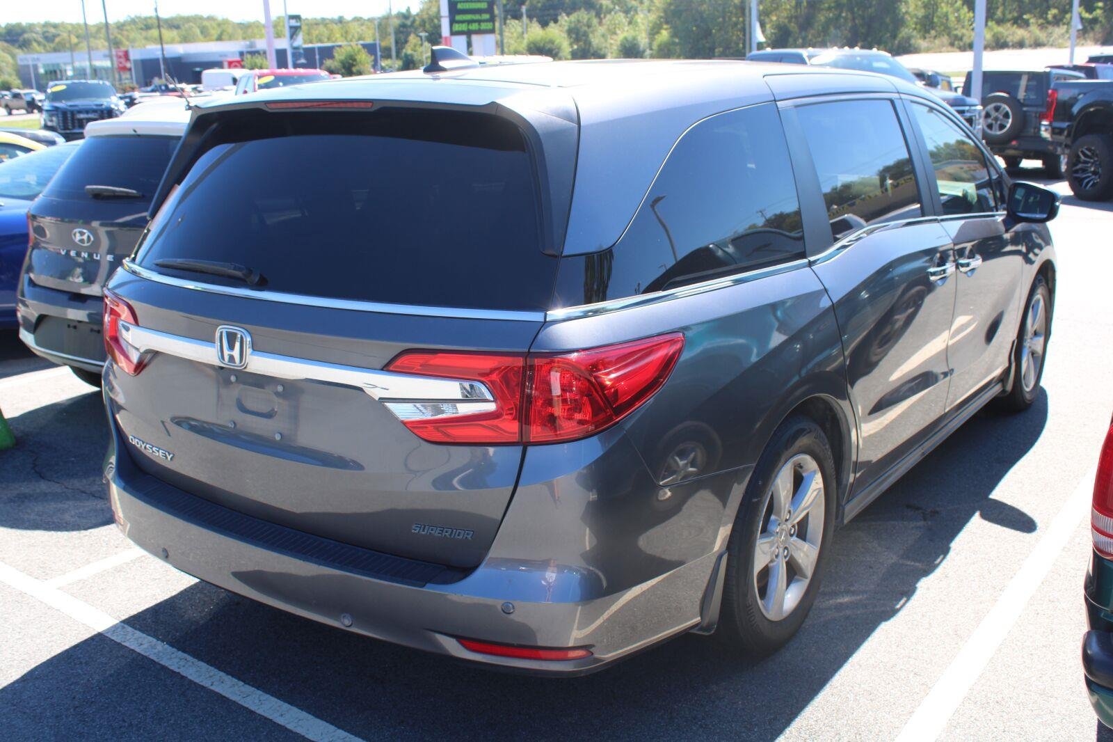 Used 2019  Honda EX-L image 6