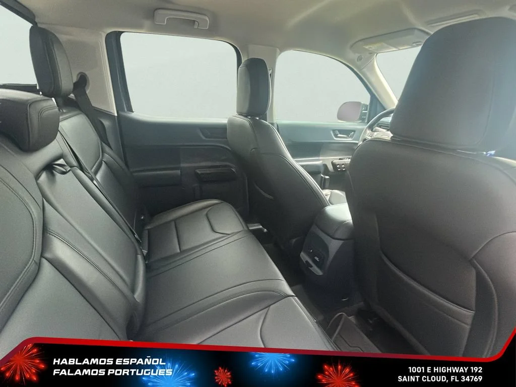 Used 2024 Gray Ford Lariat image 22