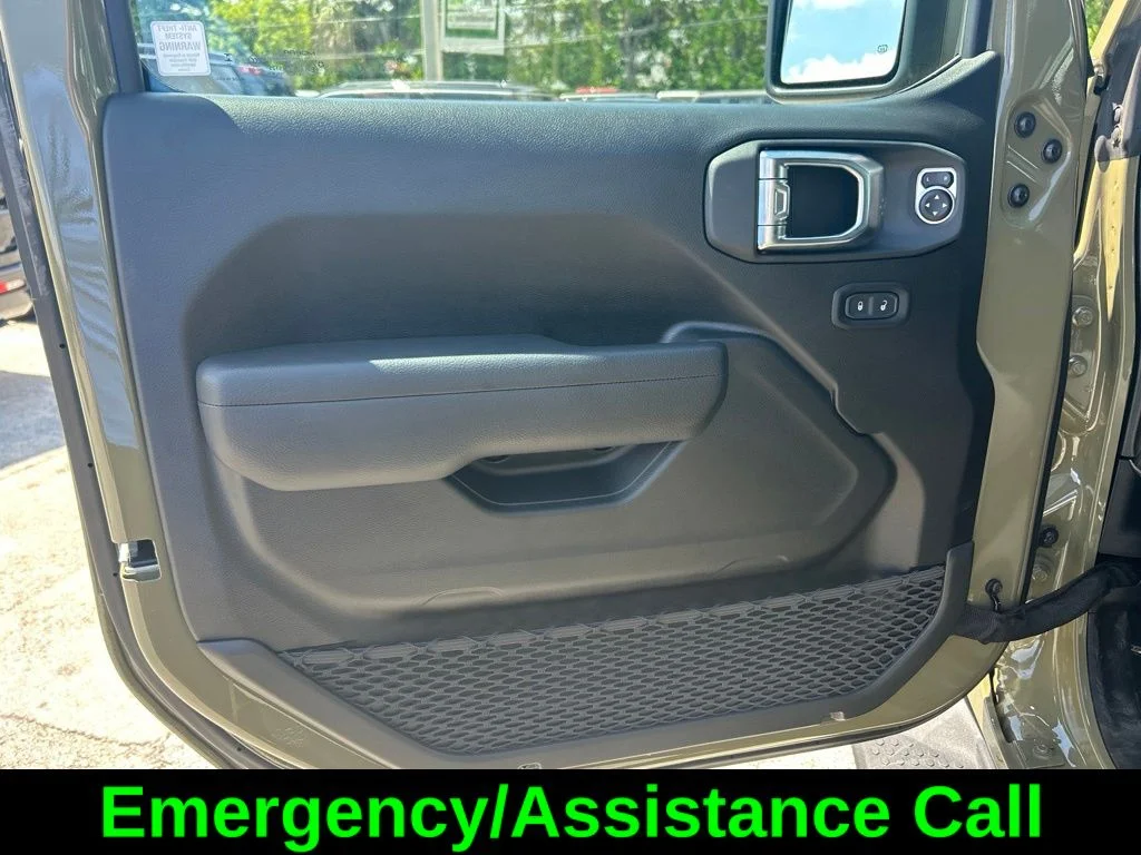 Certified Used 2025 Green Jeep Sport S image 34