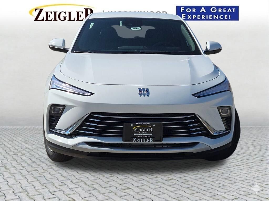 New 2026 Summit White Buick Preferred image 4