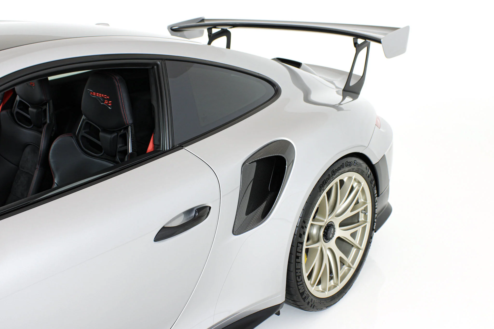 Used 2018 Silver Porsche GT2 RS Coupe image 16