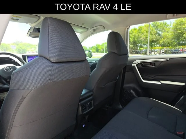 2025 Toyota RAV4 LE - Photo 19
