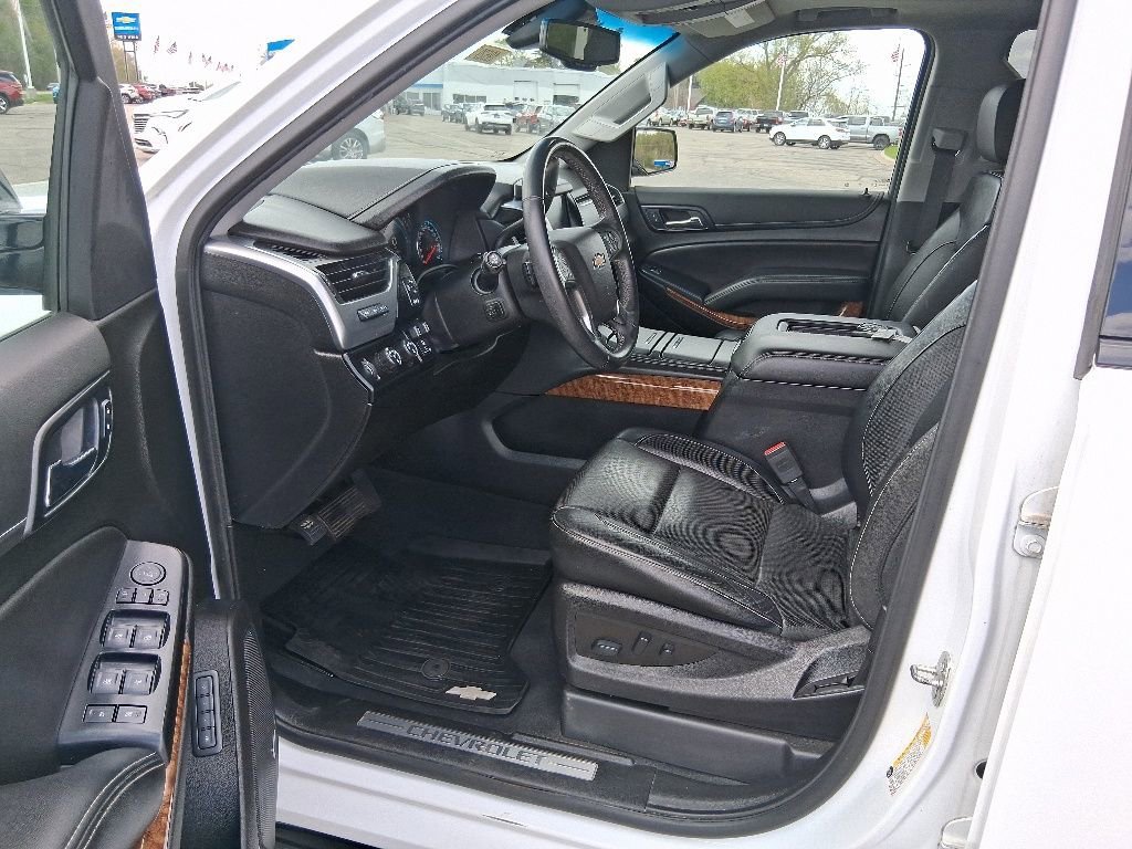 Used 2019 SUMMIT WHITE Chevrolet Premier image 8