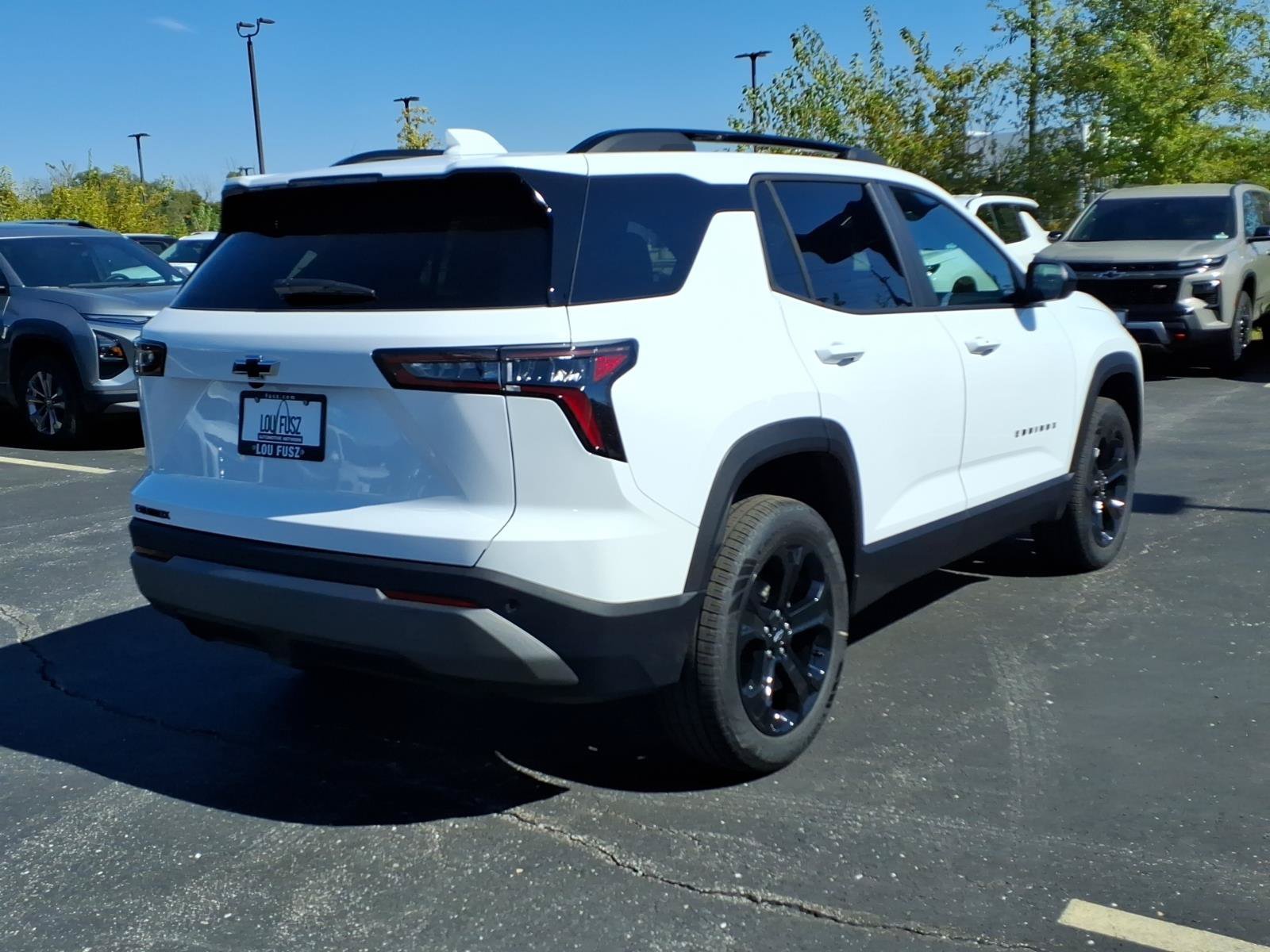 New 2027 Summit White Chevrolet LT image 15