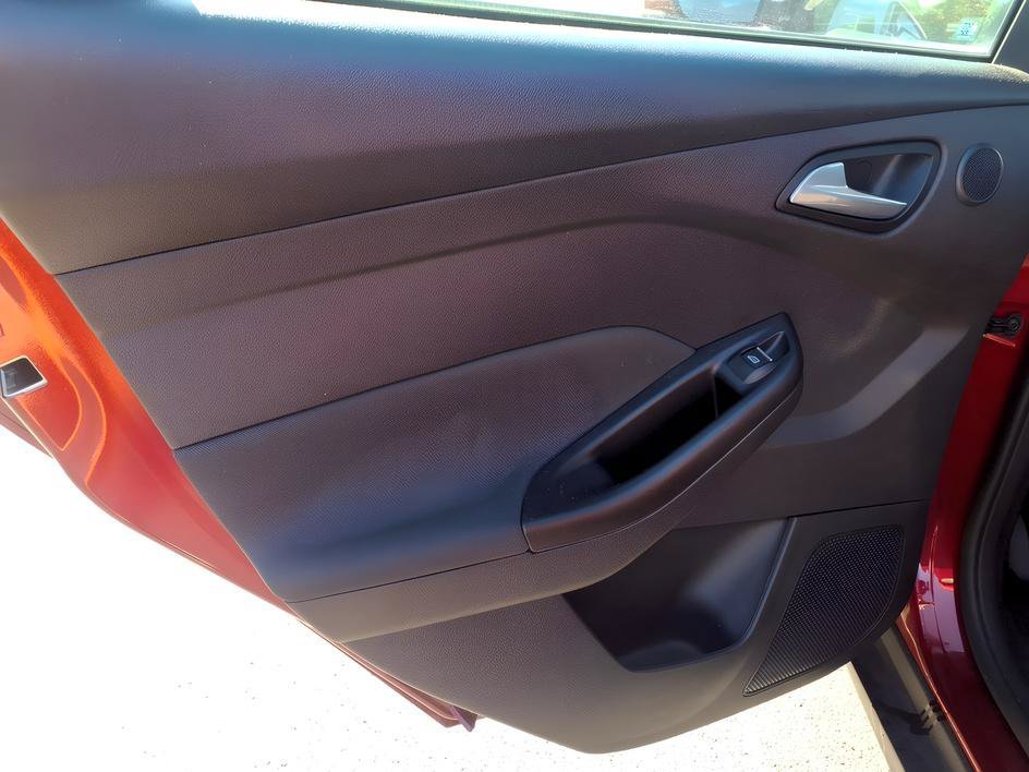 Used 2013 Ruby Red Metallic Tinted Clearcoat Ford Titanium image 11