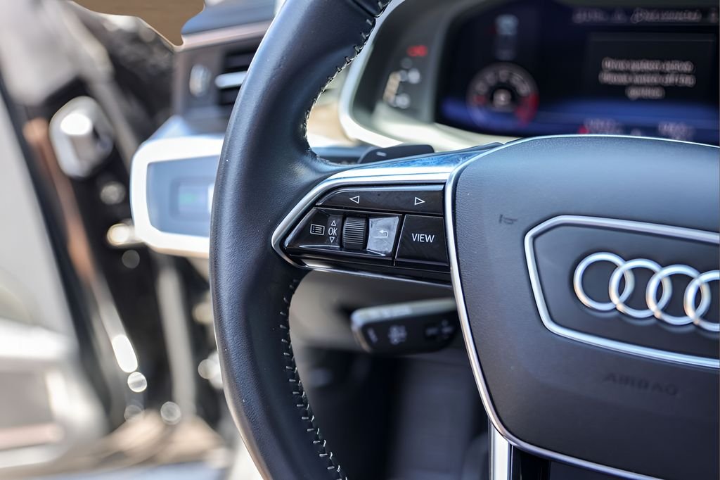 Used 2019 Black Audi 3.0T Prestige image 14