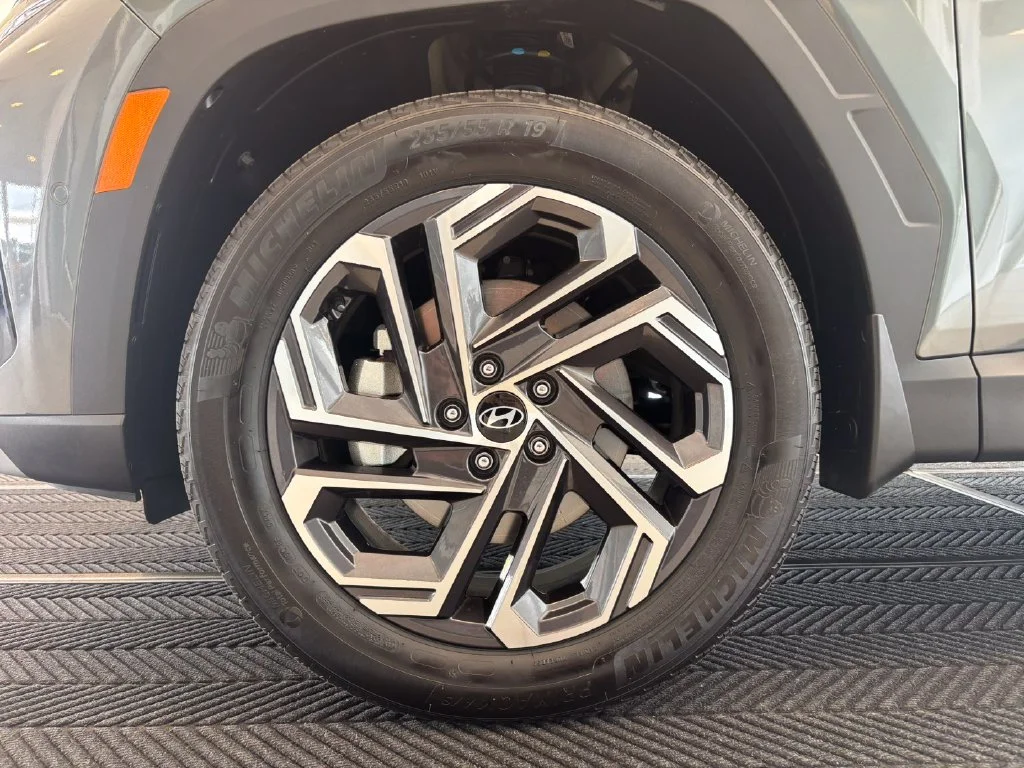 Used 2025 Gray Hyundai Limited image 11