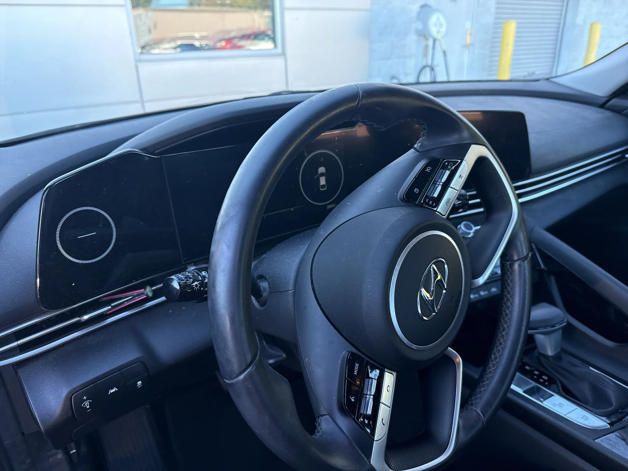 Used 2023 Onyx Black Hyundai SEL image 8