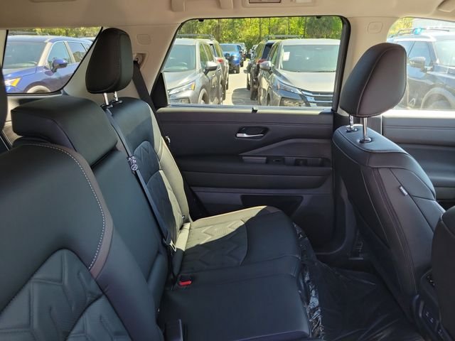 New 2026 Nissan Pathfinder Platinum