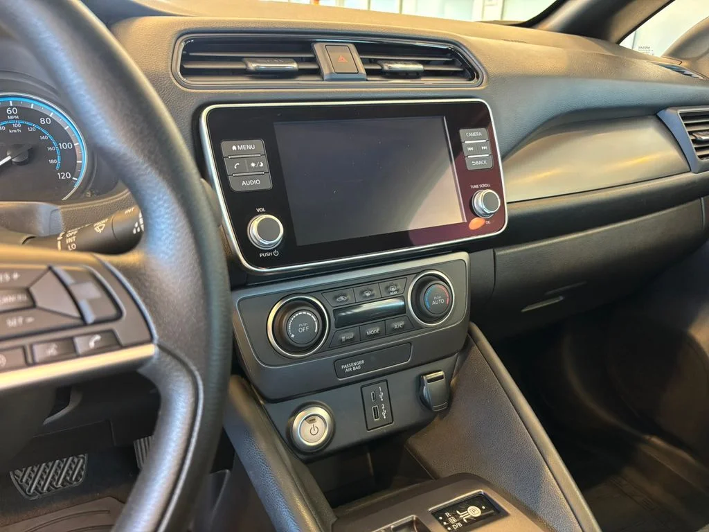 Certified Used 2024 White Nissan S image 15