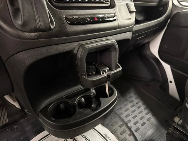 Used 2025 White Ram Base image 20