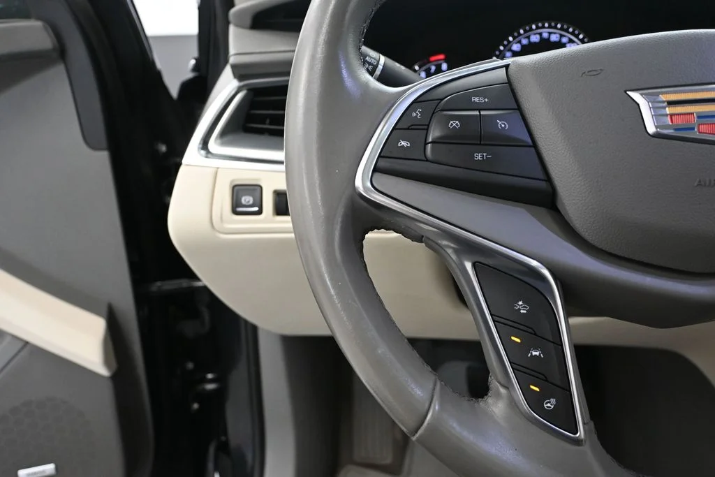Used 2019 Black Cadillac Luxury image 30